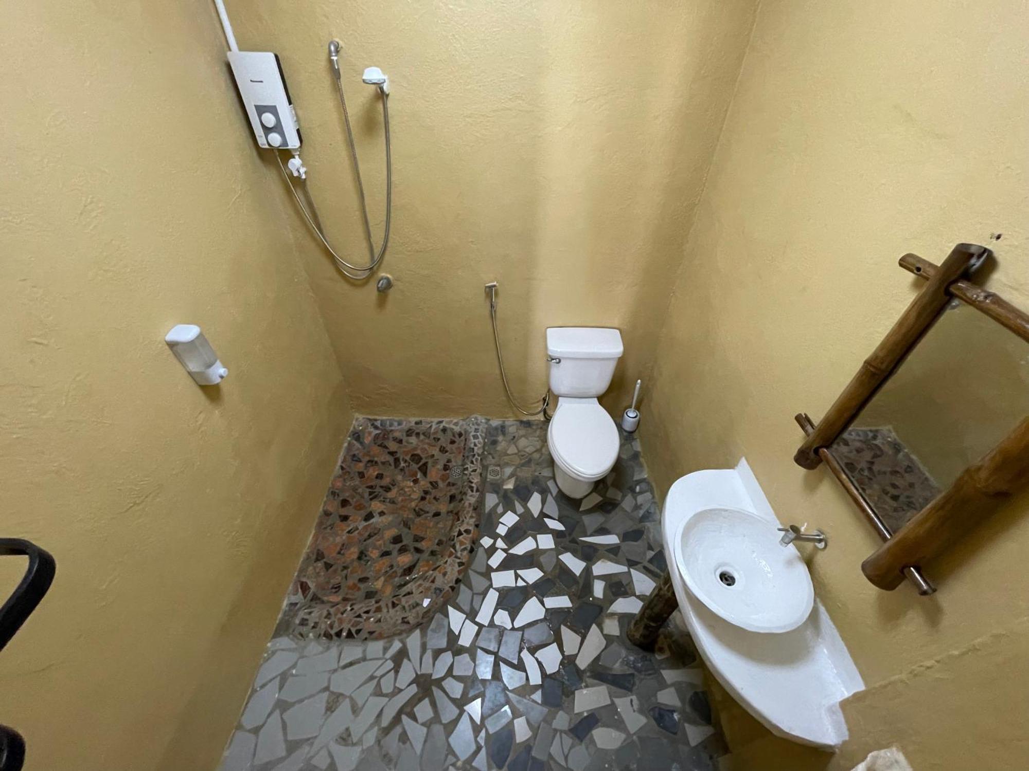 Bed and Breakfast Voodoo House Lalao Экстерьер фото